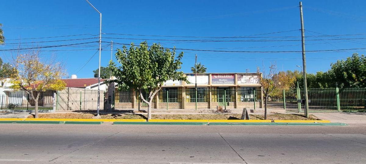 Alquiler de Local Comercial, sobre Carril Urquiza - Coquimbito - Maipú