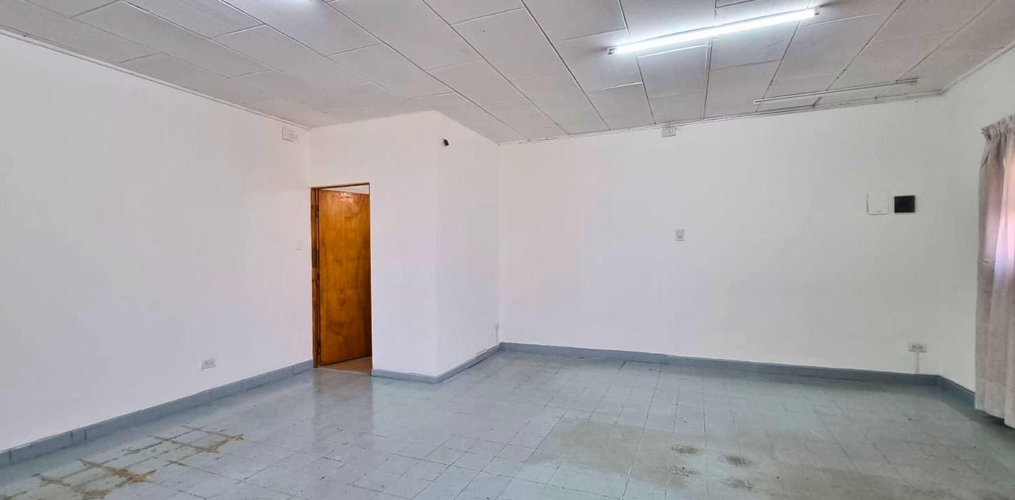 Foto de Local comercial en alquiler - CIUDAD DE MAIPÚ, imagen 5