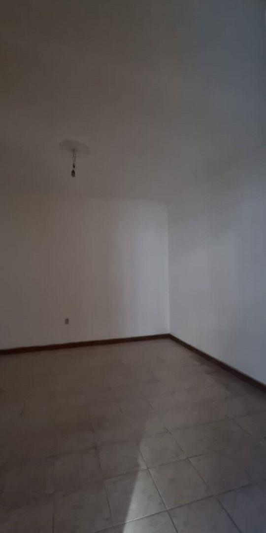 Foto de CASA EN VENTA, 2 DORMITORIOS, CUARTA SECCIÓN - CIUDAD DE MENDOZA, imagen 2