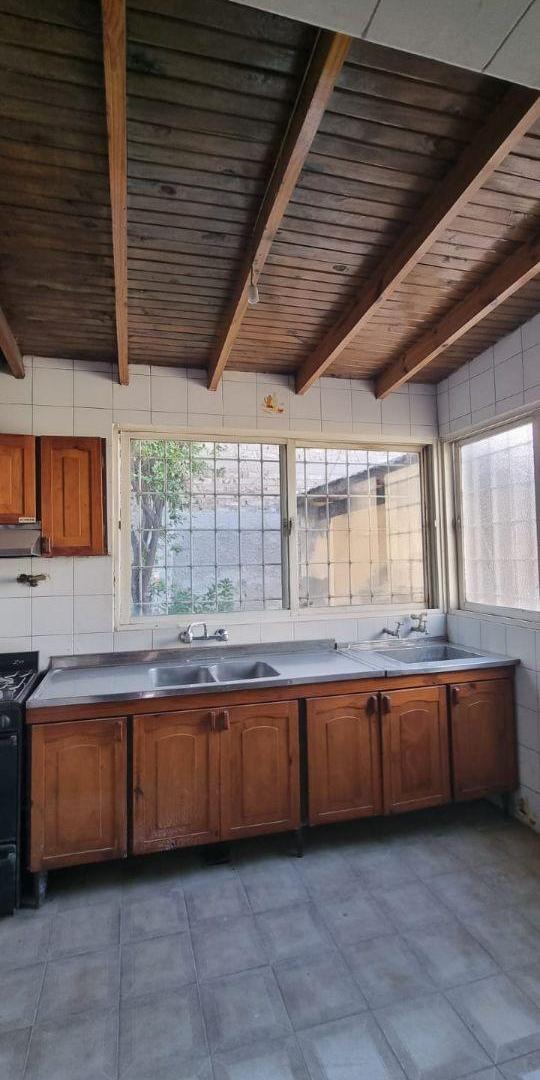 Foto de CASA EN VENTA, 2 DORMITORIOS, CUARTA SECCIÓN - CIUDAD DE MENDOZA, imagen 5