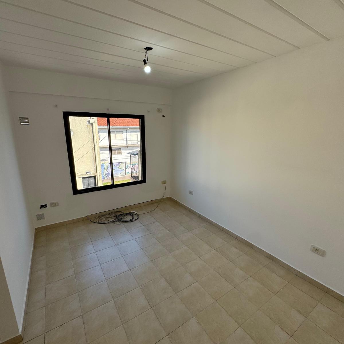 Venta Departamento 2 Ambientes con Terraza en Berazategui Centro 4
