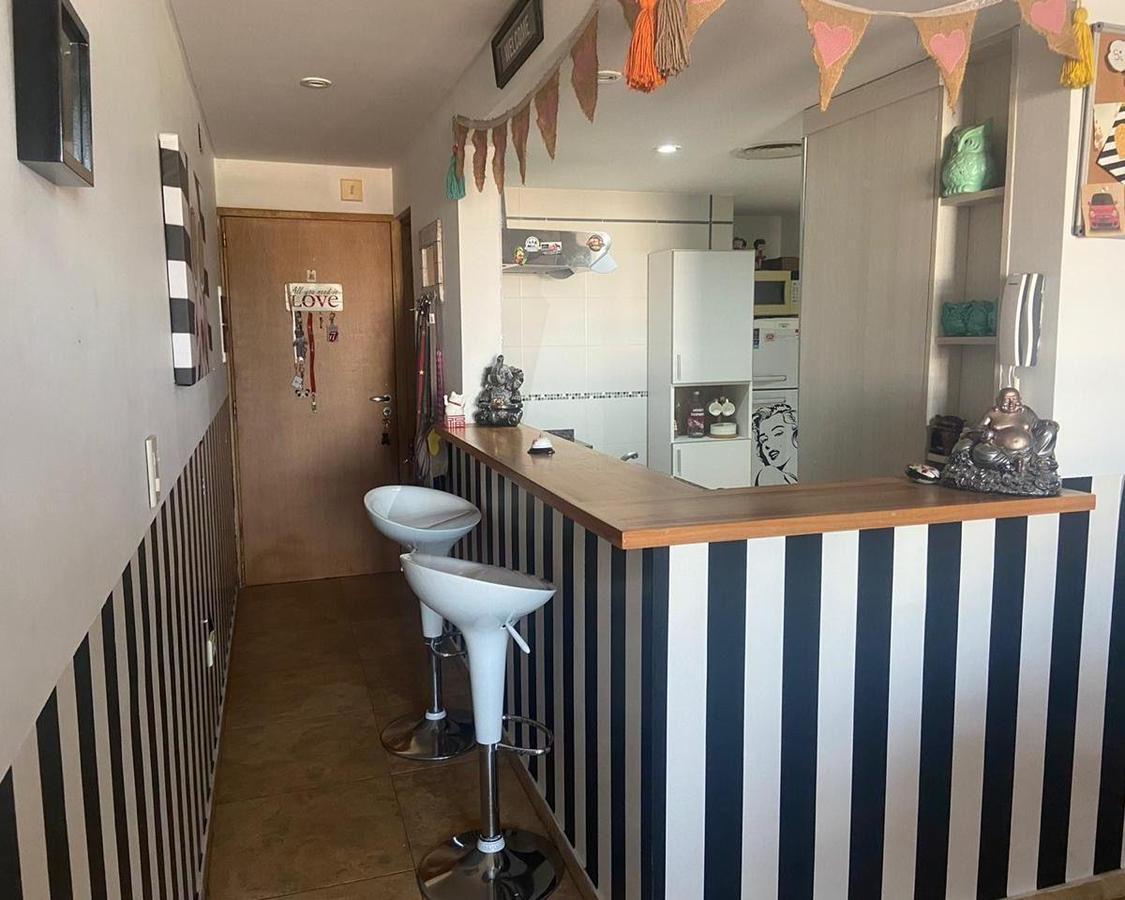 HERMOSO 3 AMBIENTES CON COCHERA EN MONTE GRANDE!!!