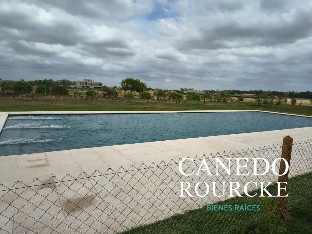 ¡LOTE FINANCIADO EN VENTA – ST. THOMAS CHICO! 1