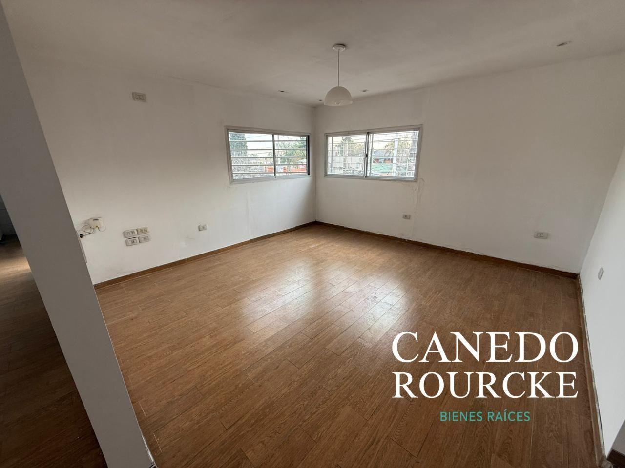 Foto de Casa en Luis Guillon, imagen 3