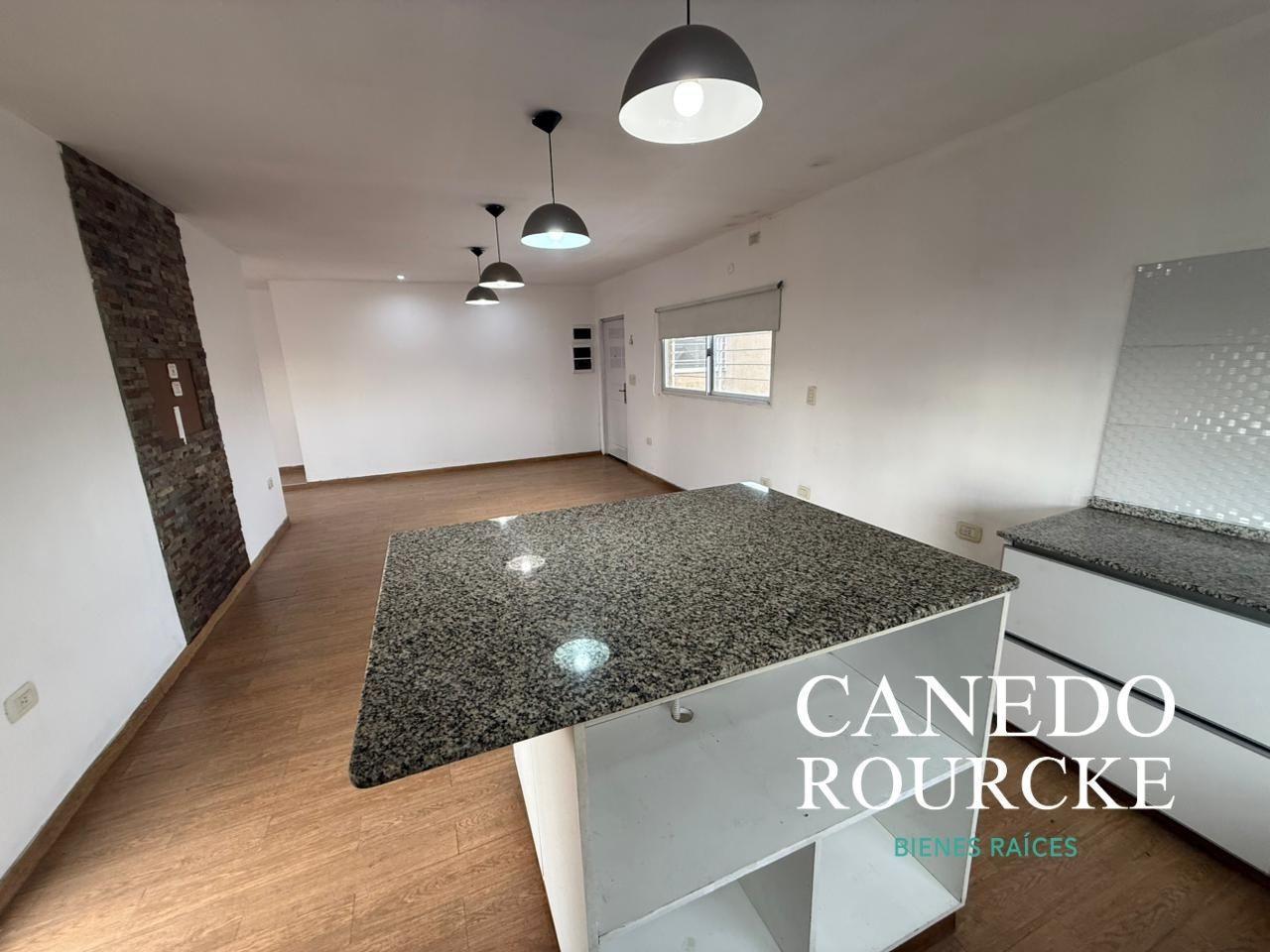 Foto de Casa en Luis Guillon, imagen 1