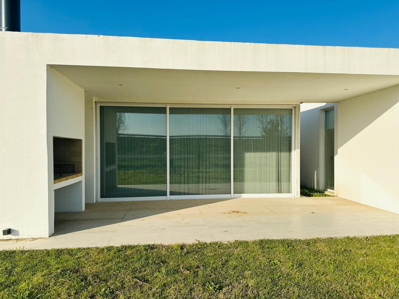 Foto de Casa en venta y alquiler en Lares de Canning, Canning, imagen 2