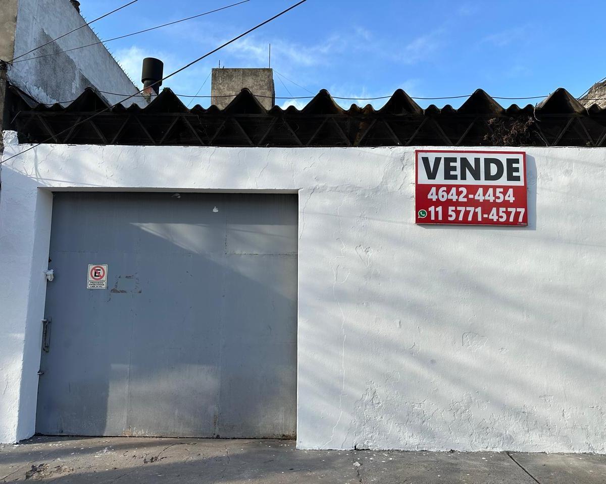 Galpon Comercial/ Lote de 8,97x23 /precio Muy Bajo 2