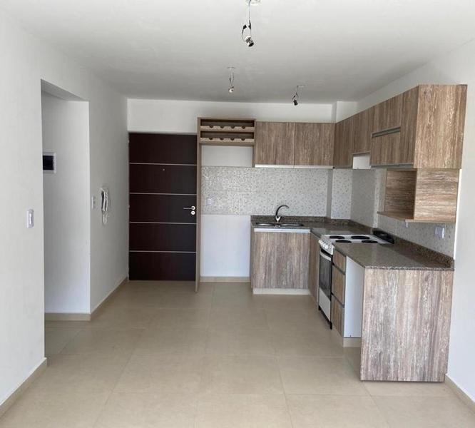 Departamento 2 ambientes con Cochera Venta- Morón Central