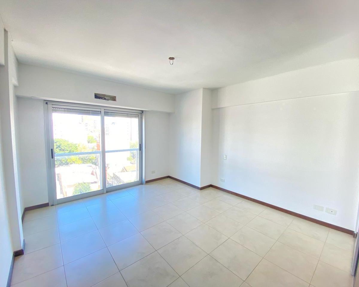 Piso Completo de 4 Amb - Venta 2