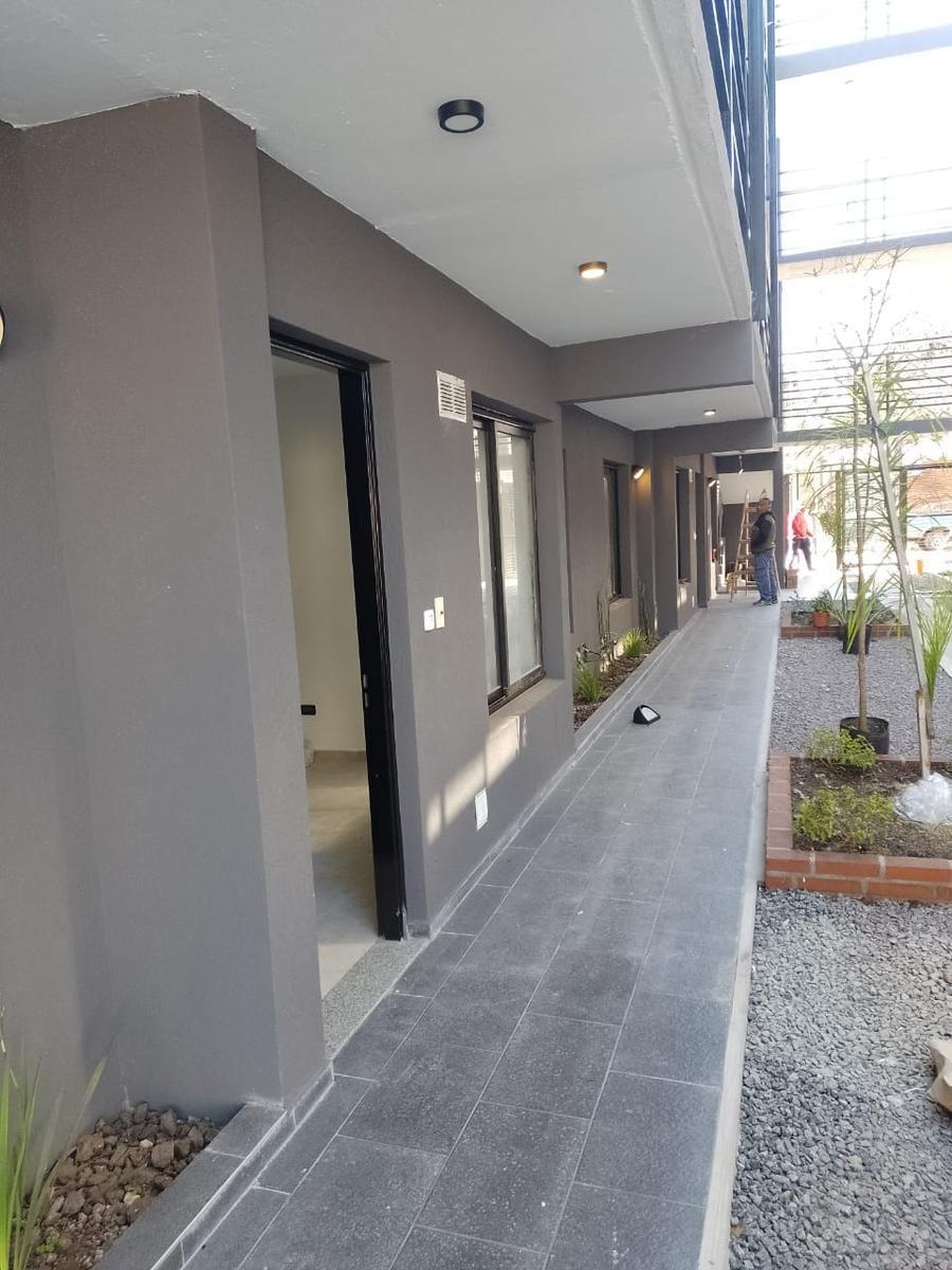 Depto. Dos Amb en Planta Baja a Estrenar con Cochera 2