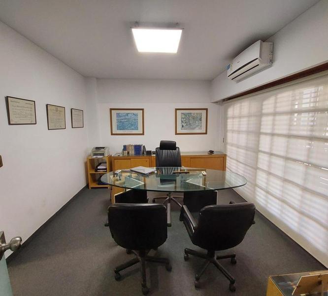 Excelente Chalet en Ubicacion Area Central 4