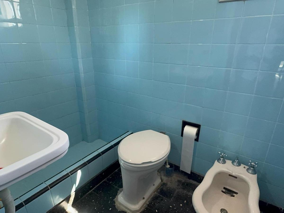 Foto de Chalet de 6 ambientes en venta en Haedo, imagen 5