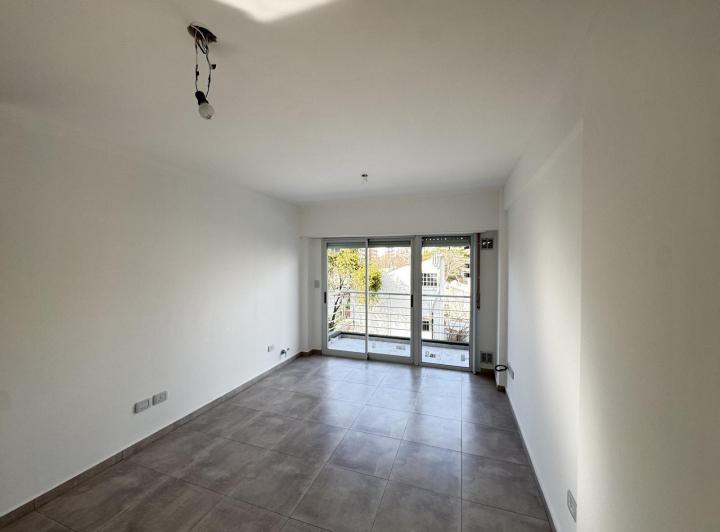 Departamento de 2 ambientes en alquiler en Morón 2