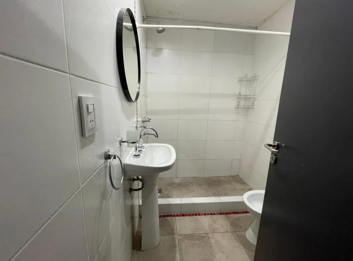 Depto de dos ambientes en alquiler 5