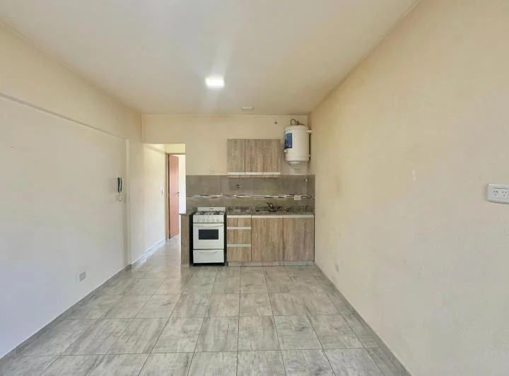 Departamento de 2 ambientes en alquiler en Moron 1