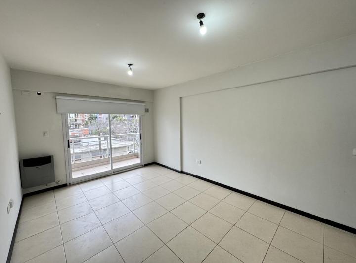 Departamento de 2 ambientes en venta en Morón 3