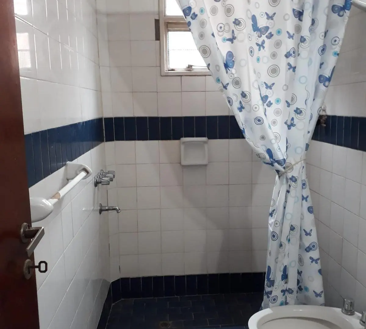 Departamento en Villa Luzuriaga 4