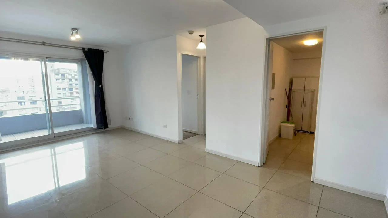 Moderno departamento de 2 ambientes en venta en Moron Sur