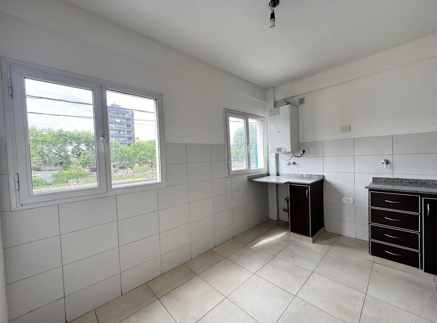 Excelente departamento de 2 ambientes en Haedo 4