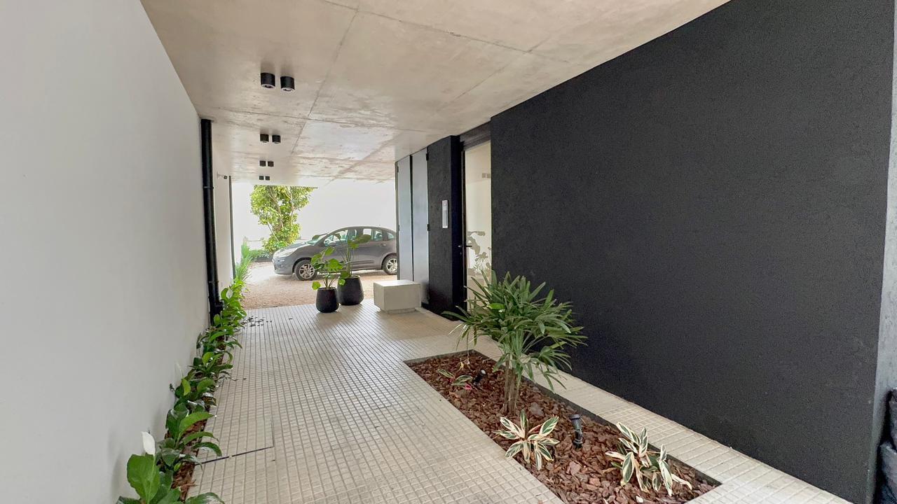 Moderno departamento de 2 ambientes en venta en Morón