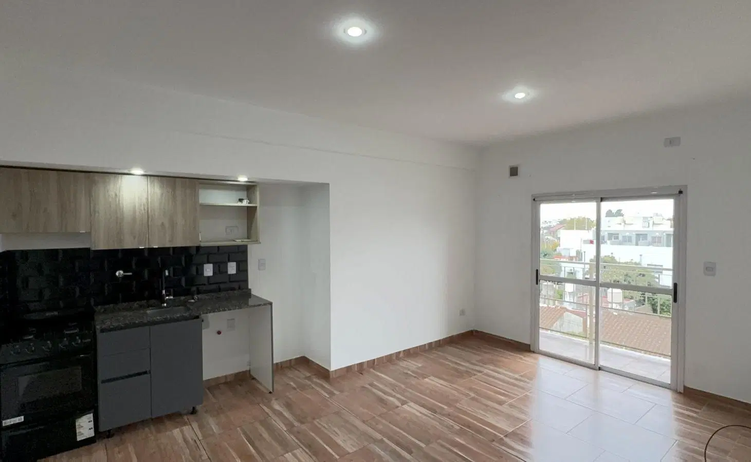 Excelente departamento de dos ambientes en Villa Luzuriaga 4
