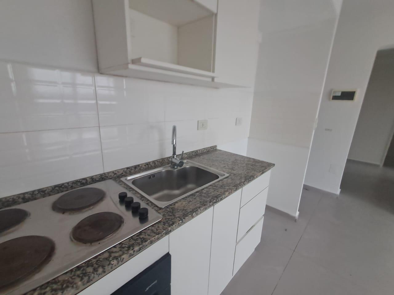 Foto de Moderno departamento de 2 ambientes en Morón, imagen 3