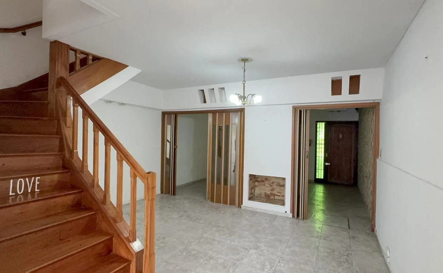 Dúplex con patio y cochera en ubicación estratégica de San Justo 4