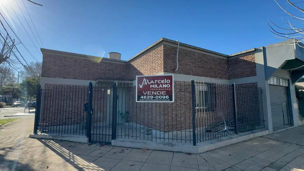 Casa en lote propio con parrilla en Haedo 1