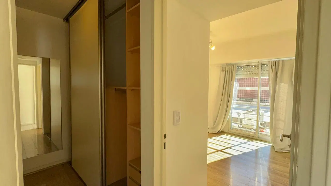 Moderno departamento de 3 ambientes en Morón 5