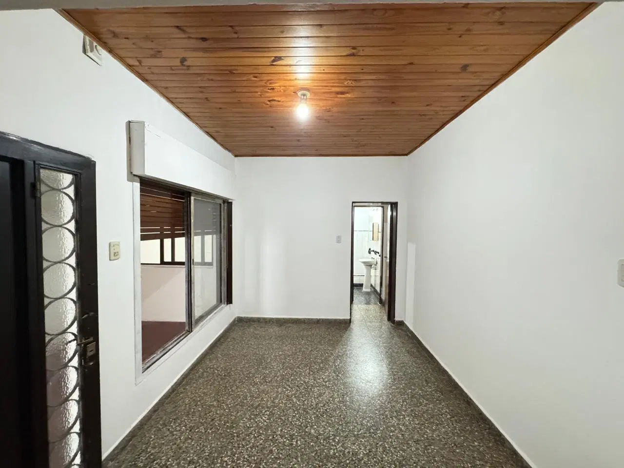 Departamento de 2 ambientes en venta en Moron Sur 1