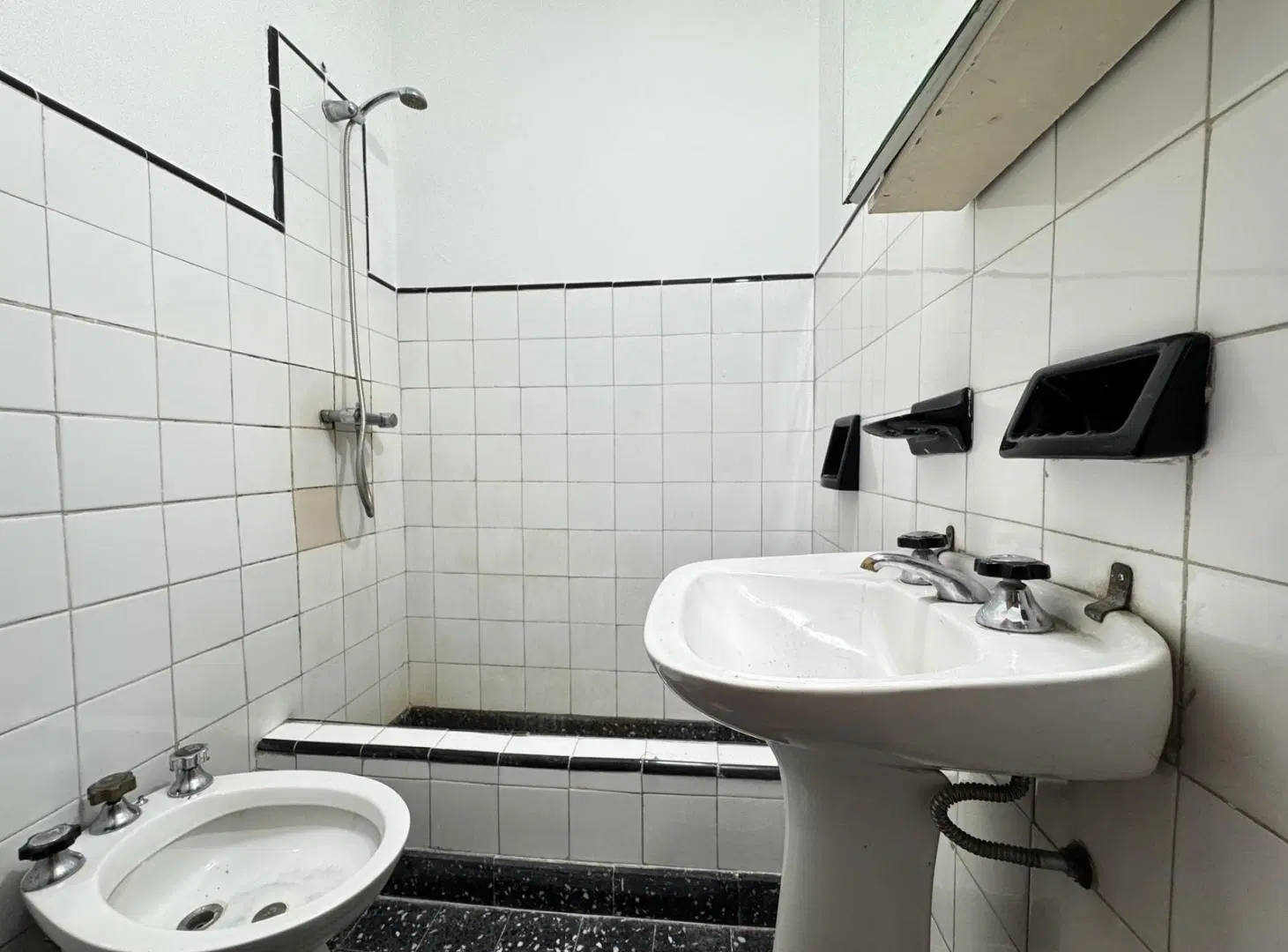 Departamento de 2 ambientes en venta en Moron Sur 8