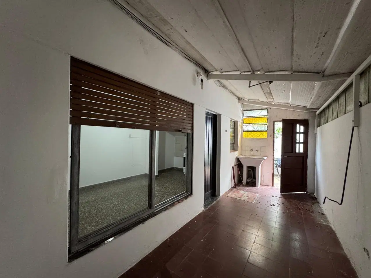 Departamento de 2 ambientes en venta en Moron Sur 5