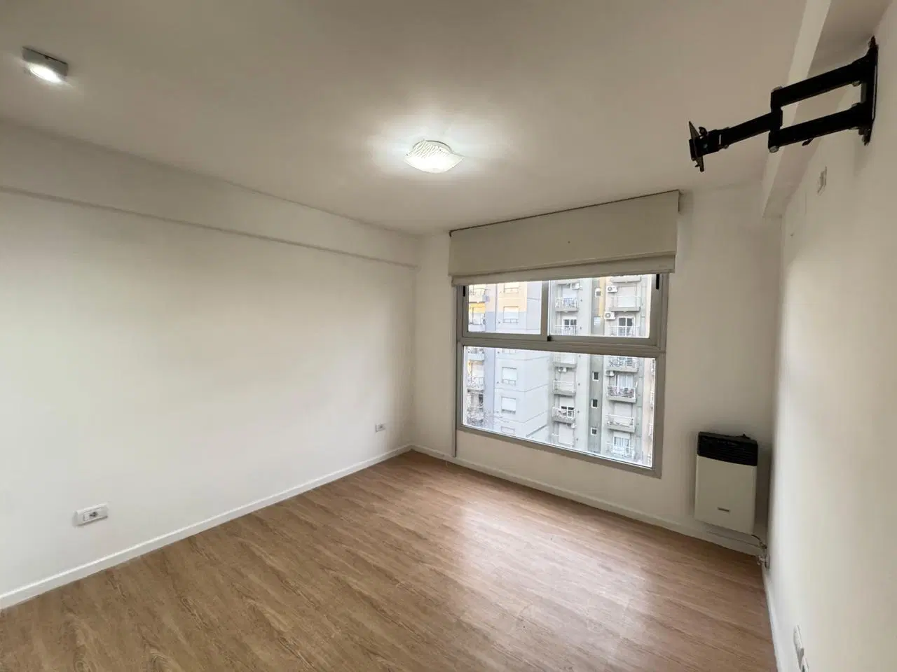 Moderno departamento de dos ambientes apto crédito, en Morón 4
