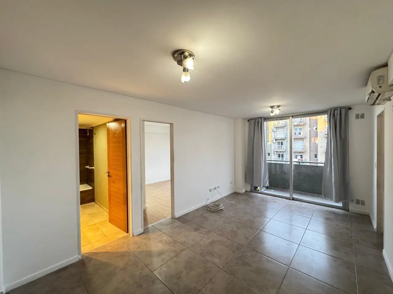 Moderno departamento de dos ambientes apto crédito, en Morón 5