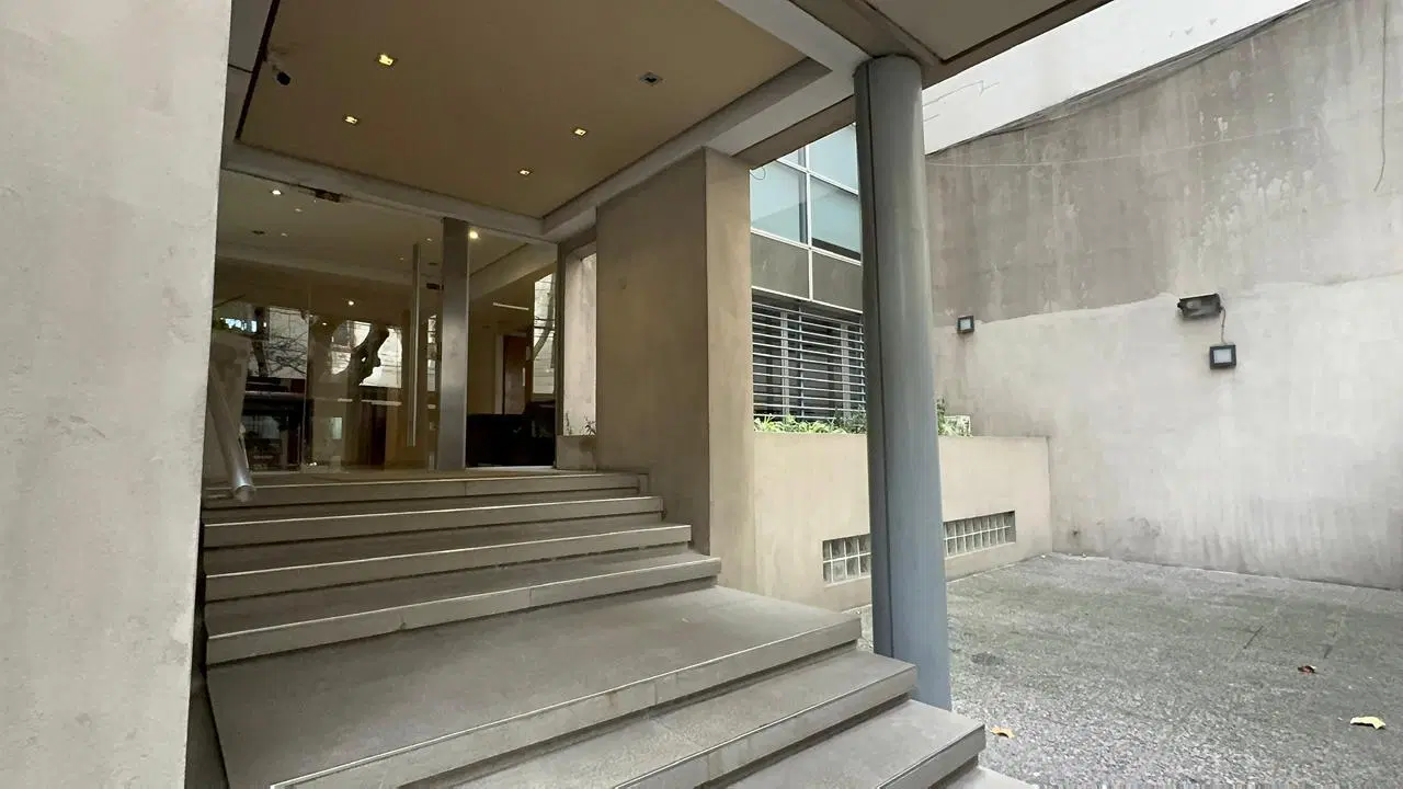 Departamento de 2 ambientes apto profesional en Morón 2