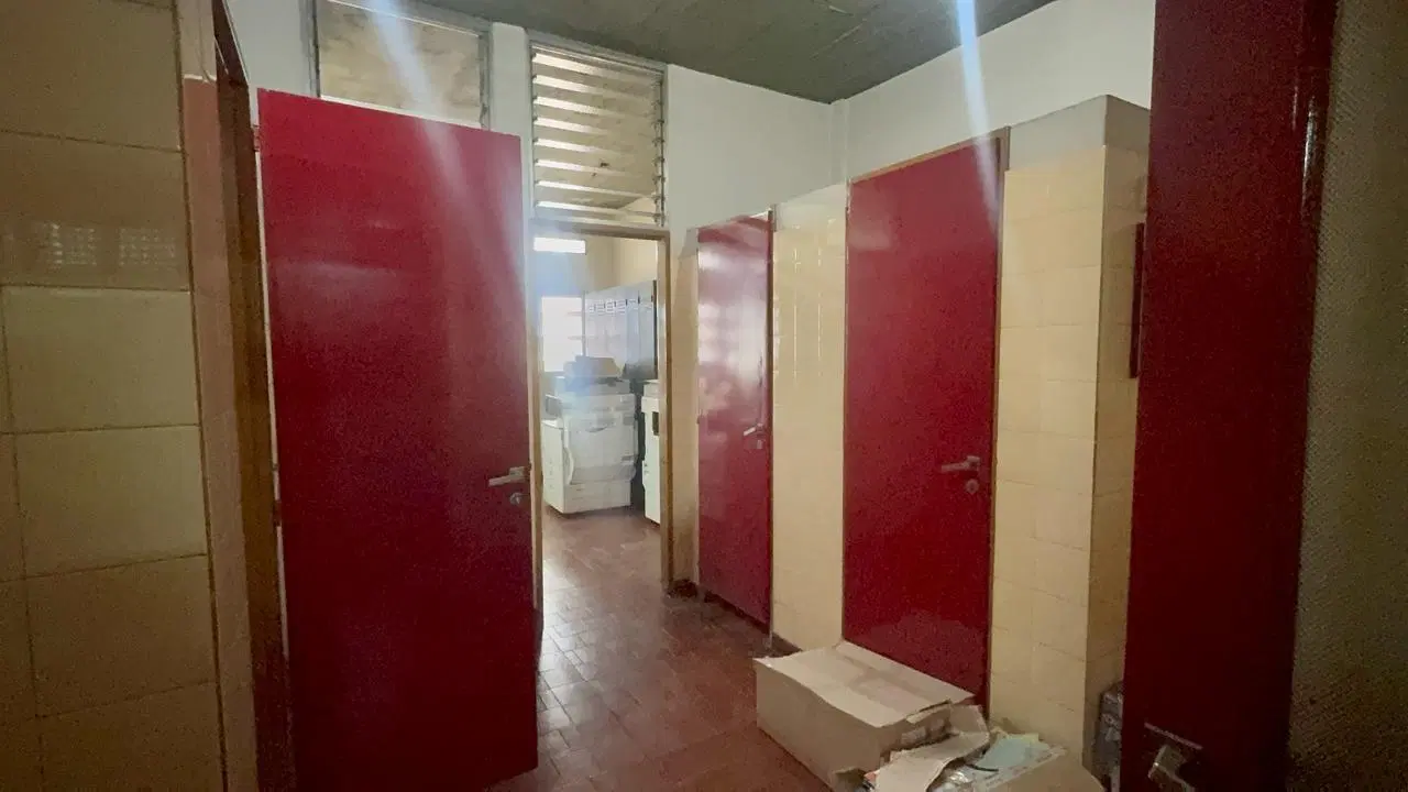 Galpón industrial de 700m² en venta en Morón 1