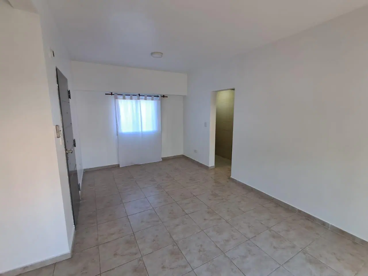 Departamento de 2 ambientes en alquiler Morón 3