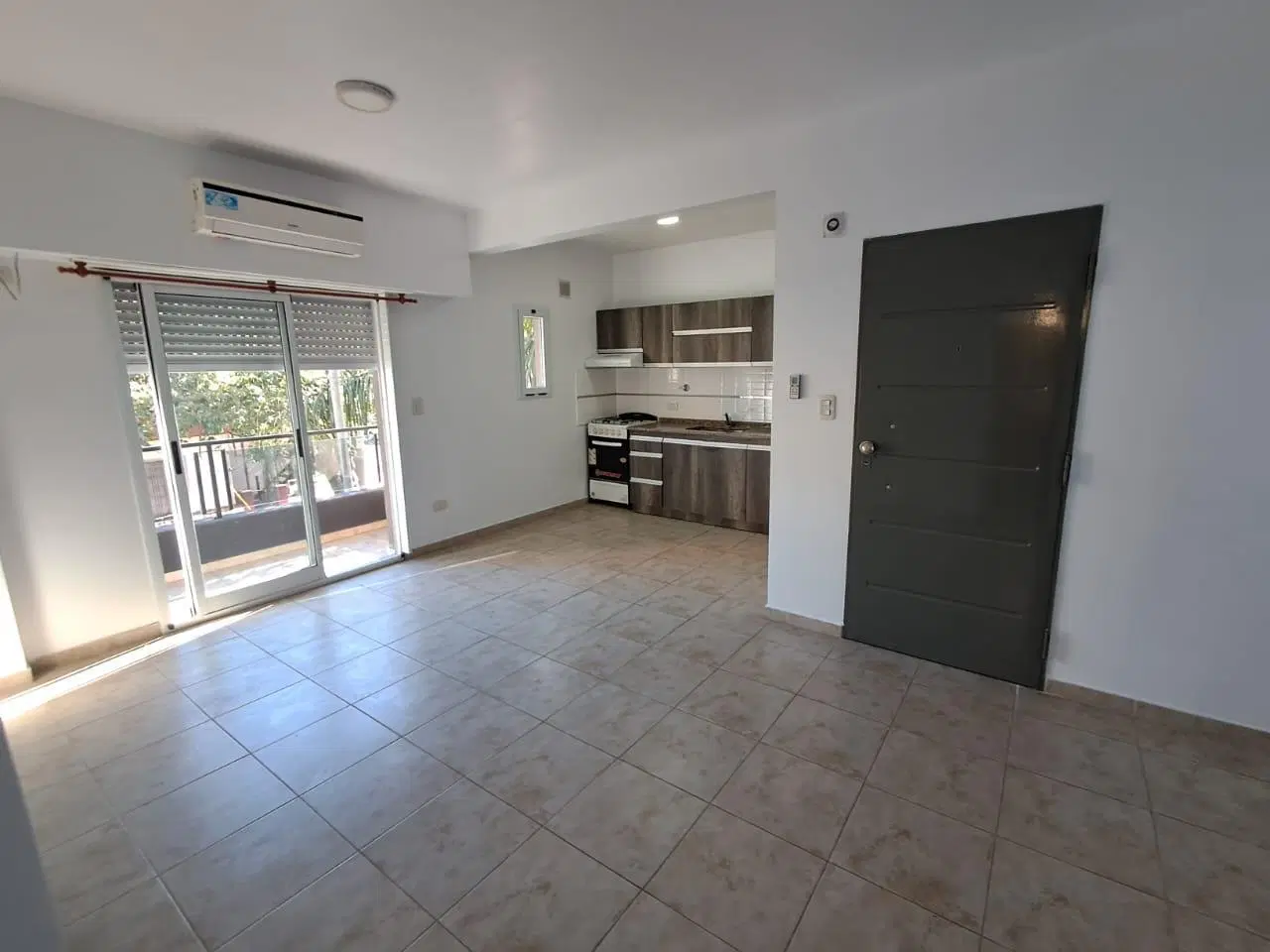 Departamento de 2 ambientes en alquiler Morón 1