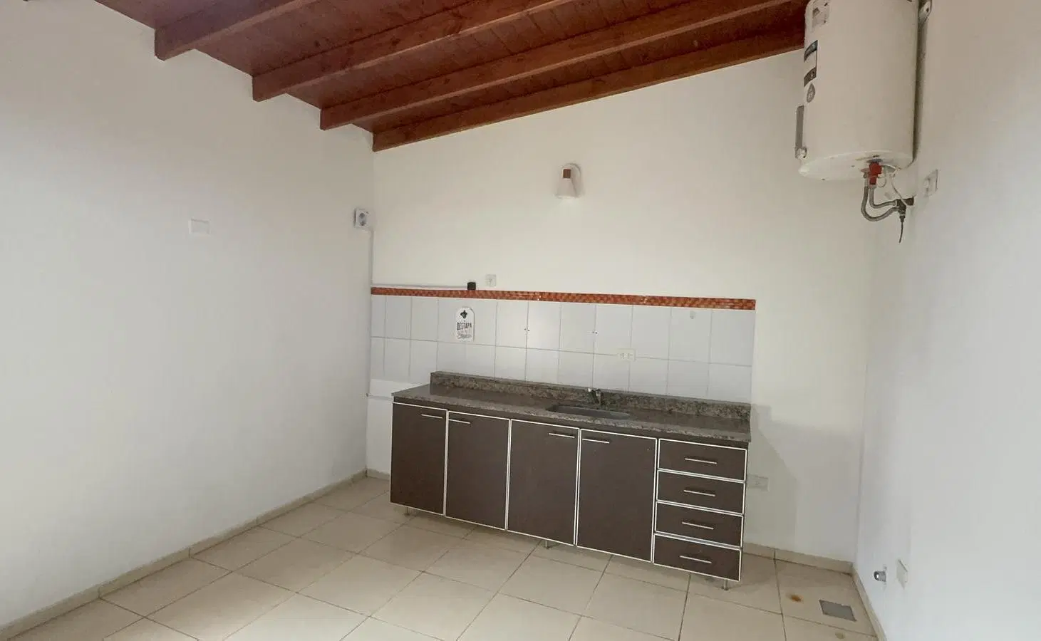 Departamento de 2 ambientes en Morón Sur 5