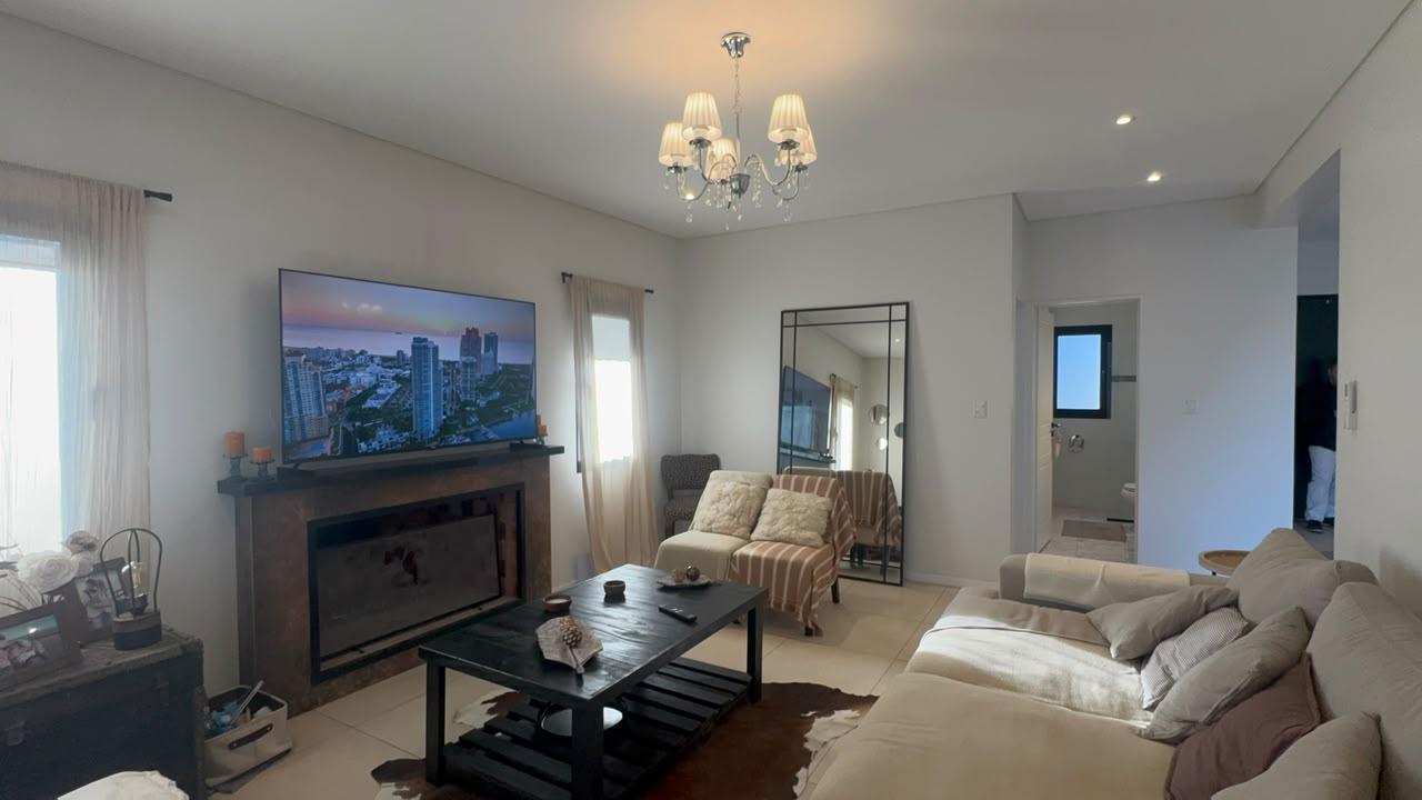 Foto de Casa de 6 ambientes en venta, imagen 4