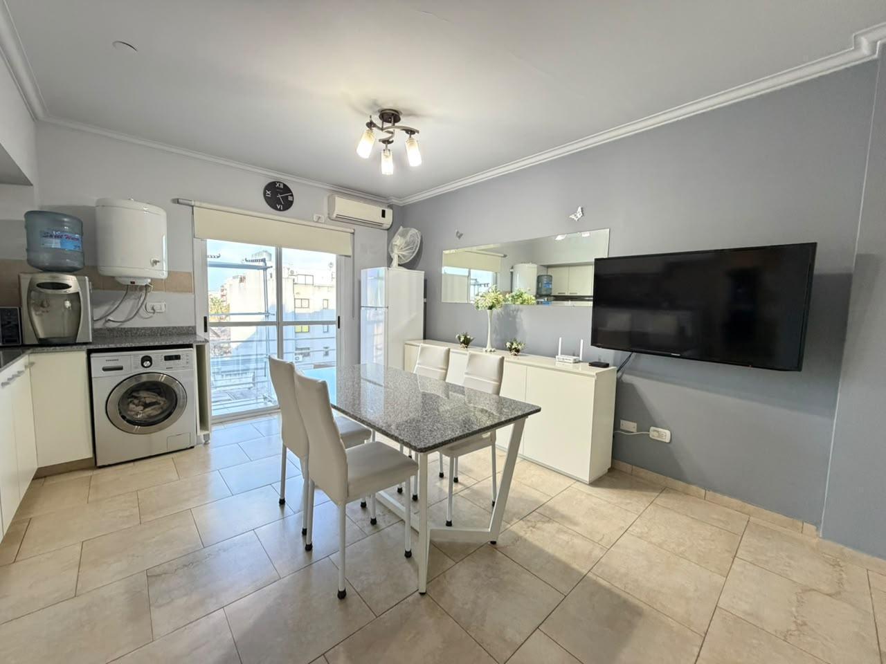 Foto de Departamento de dos ambientes en venta - Edificio con pileta, imagen 5