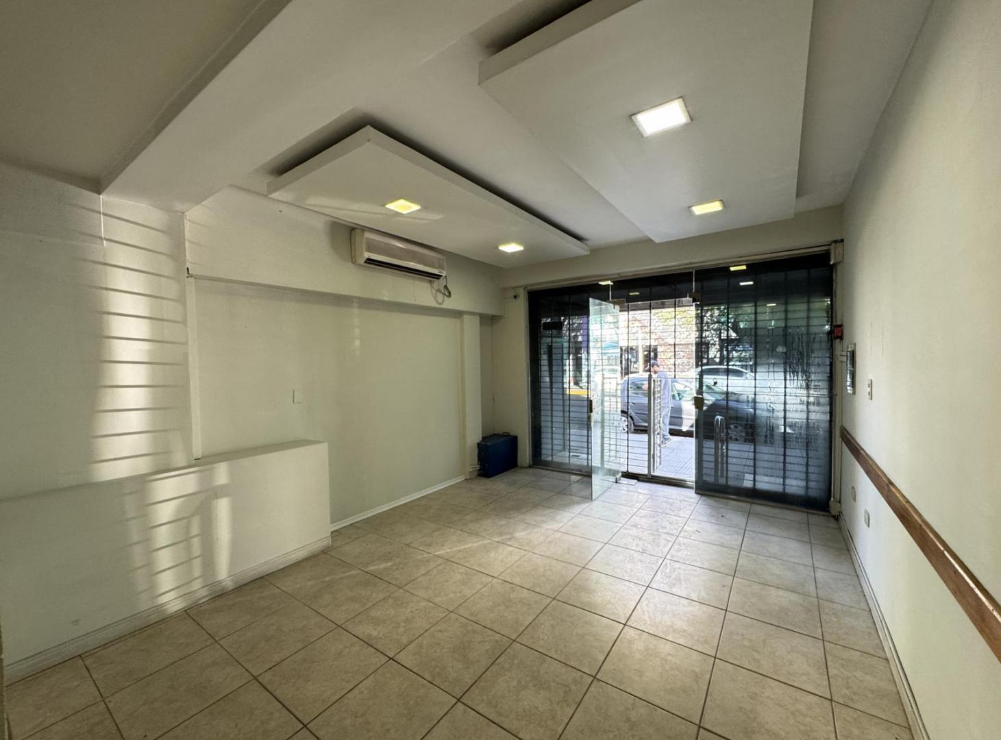 Foto de Local a la venta en Morón, imagen 5
