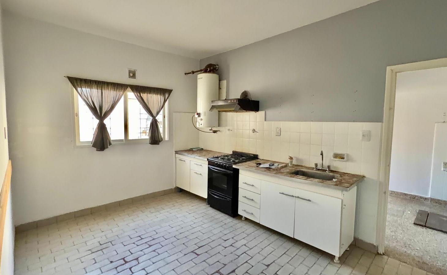 Foto de Casa de 4 ambientes en Morón apta crédito, imagen 2