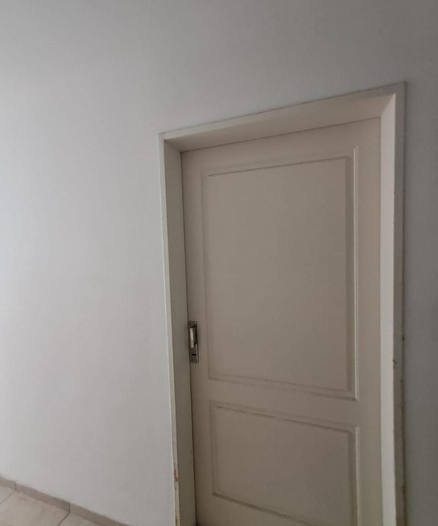 Foto de Monoambiente con patio en Morón, imagen 5