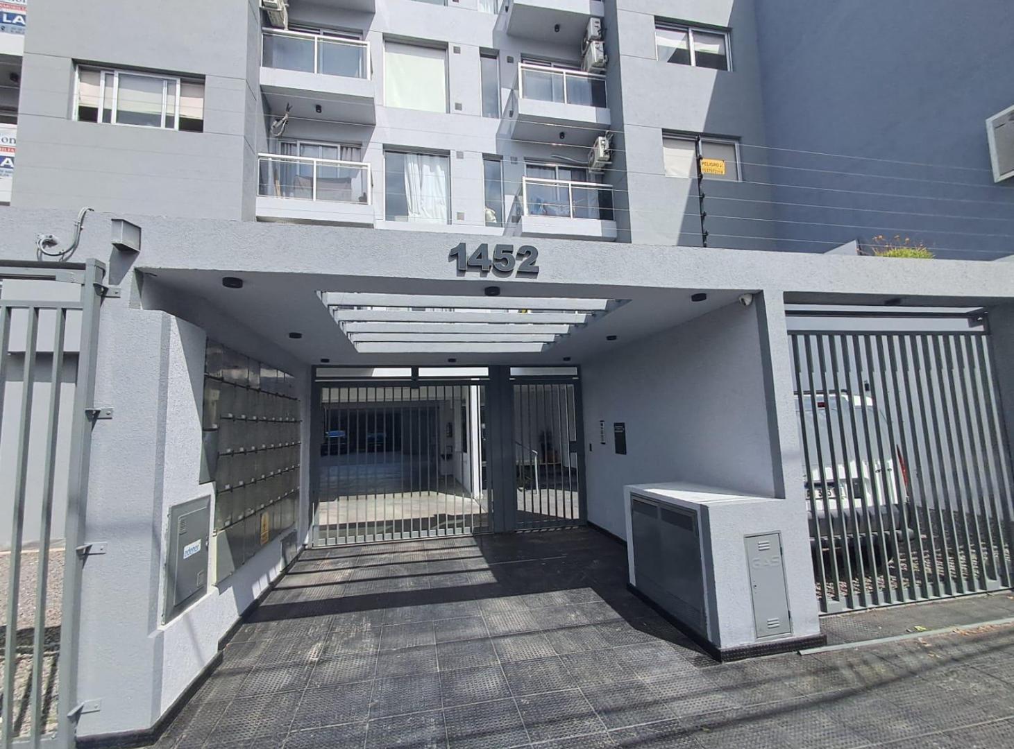 Foto de Departamento de 2 ambientes en alquiler Moron, imagen 3