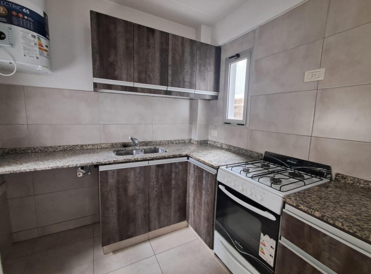 Foto de Departamento de 2 ambientes en alquiler Moron, imagen 4