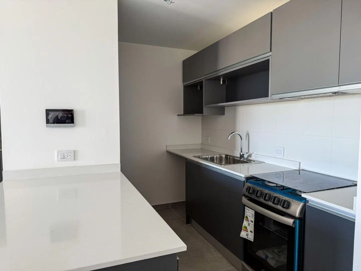 Departamento en  Moreno Center 3