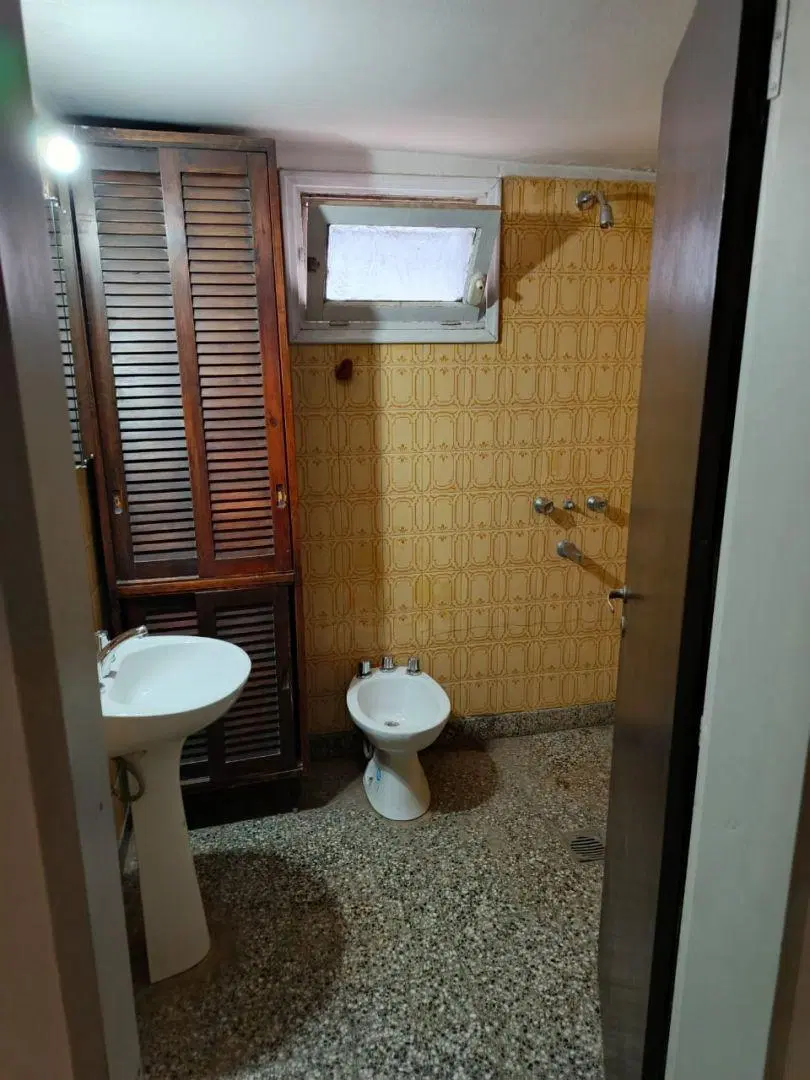 Se venda casa en casaco viejo de Centenario 5