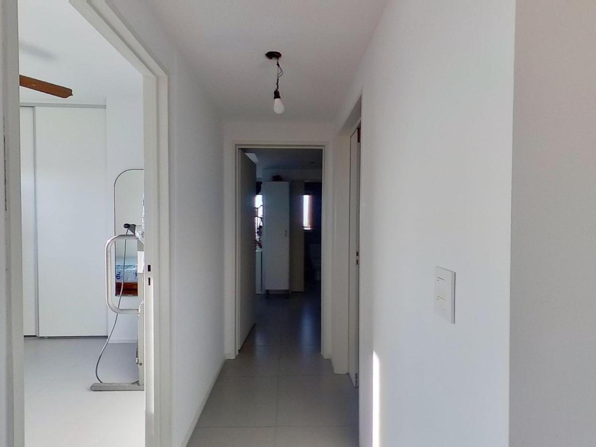 Departamento en Monte Castro 4