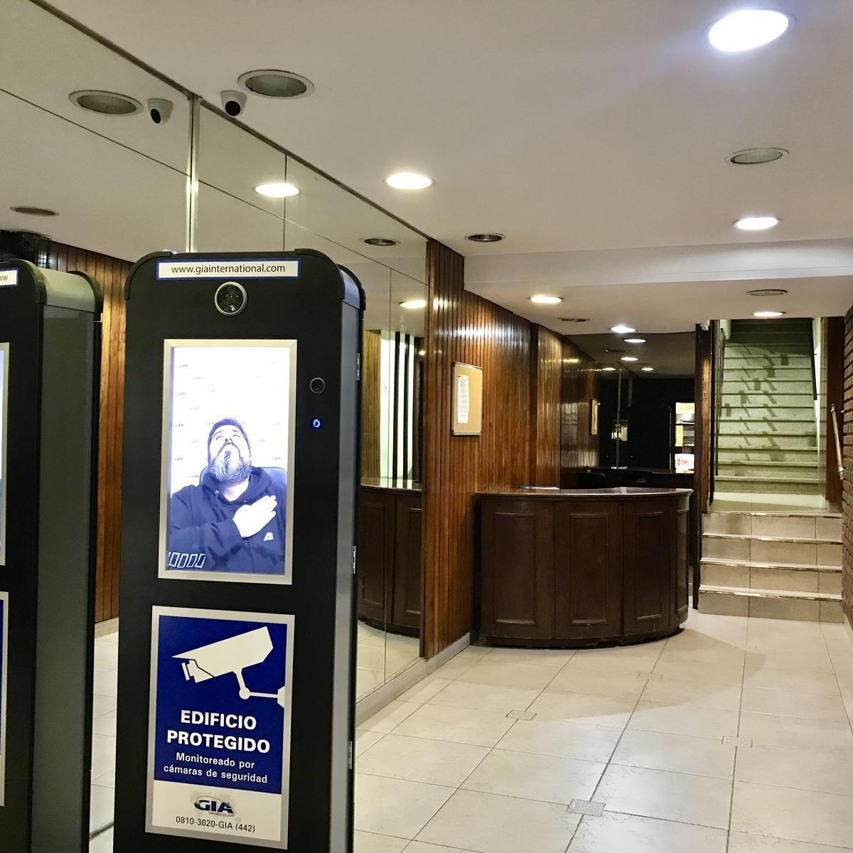 Foto de 2 Departamentos a reciclar con conexión en Recoleta, imagen 2
